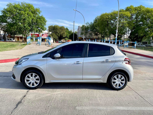 Peugeot 208 2017 1.5 Active