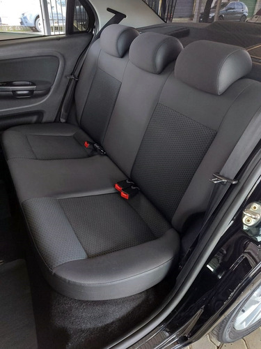 Imagem 10 de 13 de Vw Voyage 1.6 Ano 2019