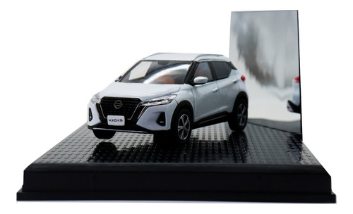 Auto A Escala Original Nissan Kicks Nismo