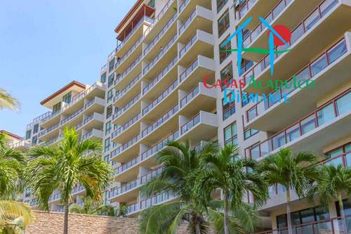 Cad La Isla Emerald H6. Departamento En Condominio De Playa Con Terraza Y Vista A Las Albercas