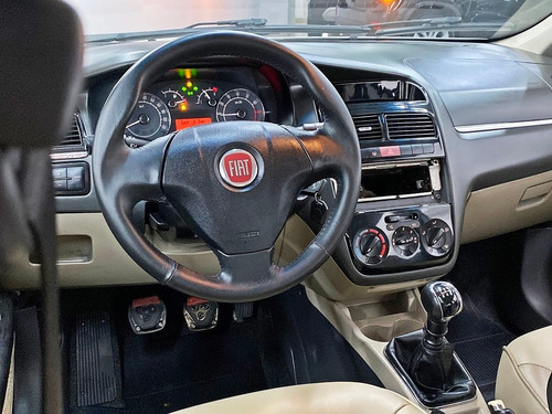 Fiat Linea 1.9 Mpi Lx 16v Flex 4p Manual