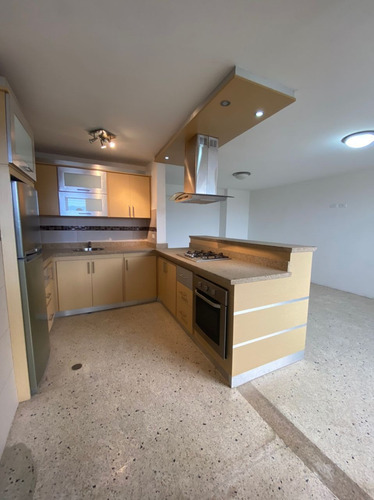 Imagen 2 de 9 de Apartamento En Venta En Los Naranjos