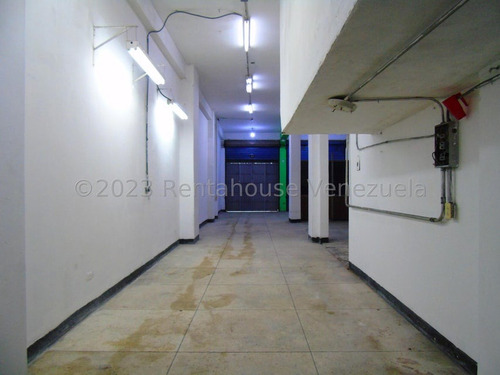 Local Comercial ( Pb / A Pie De Calle / 2 Niveles) Alquiler Parroquia La Candelaria Mls - 23-18098