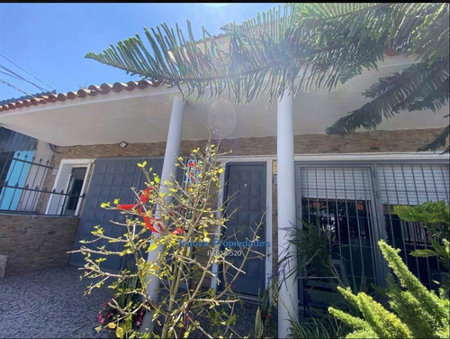 Imagen 13 de 28 de Venta Casa De 2 Dormitorios Y Garaje En La Blanqueada!! Cw179520