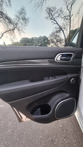 Imagen 13 de 18 de Jeep Grand Cherokee 2018 6.4 Srt Atx 465hp At