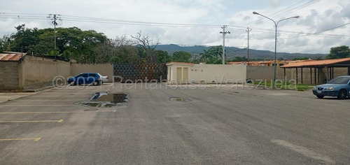 Imagen 22 de 30 de Apartamentos En Venta Zona Centro Cabudare 22-5495 +m