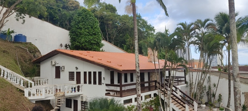 Imagem 9 de 24 de Casa Com Piscina (mansão),sauna, Spa,8 Quartos, 1500 Metros,