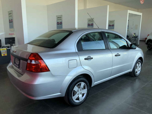 Imagen 11 de 15 de Chevrolet Aveo 2015 4p Ls L4/1.6 Aut