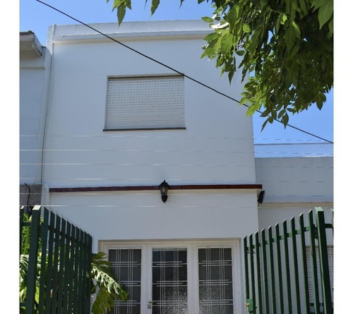 Imagen 22 de 29 de Casa En Venta - 2 Dormitorios 1 Baño - 209mts2 - Villa Santos Tesei