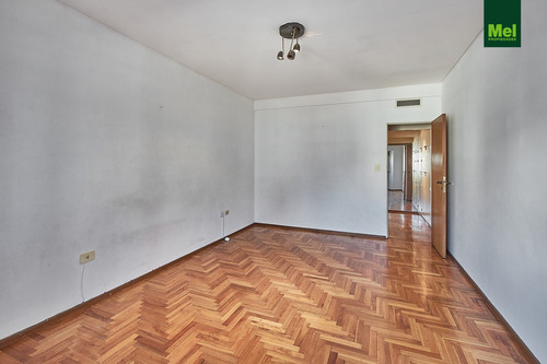 Imagen 12 de 30 de Excelente Piso Alto 5 Amb | 2 Cocheras | Belgrano