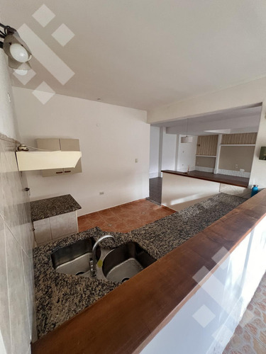 Venta Casa 3 Dorm. - B° Filipuzzi Cipolletti, Rio Negro
