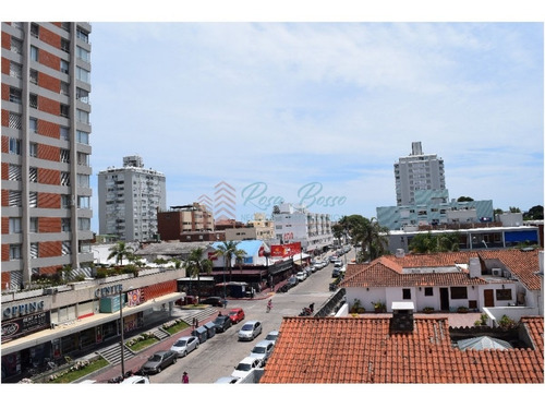 Apartamento En Peninsula, 2 Dormitorios *- Ref: 760