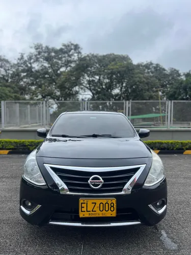 Nissan Versa 1.6 Advance