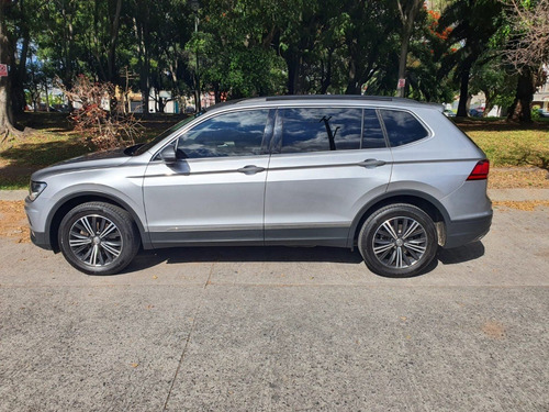 Imagen 6 de 15 de Volkswagen Tiguan Comfortline Dgs