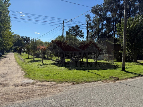 Lote En Venta De 10 X 22,5 En Esquina (225 M2). Ubicado En Calle 137 Y 54 General Belgrano. Sobre Colectora De Ruta 29, A Pocas Cuadras Del Rio Salado.