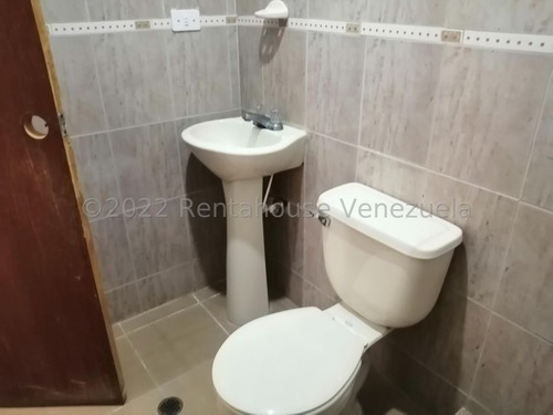 Imagen 8 de 11 de En Venta Hermosa Y Amplia Casa En Urbanización Privada. 0414-6137284. Cod Mls 22-20900