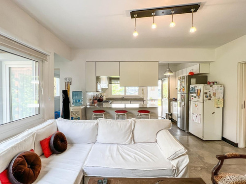 Imagen 18 de 30 de Casa En Venta Con Vista A Laguna En Barrio Cerrado En Tigre
