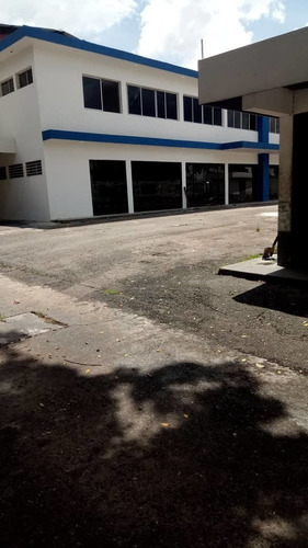 Imagen 10 de 14 de Johanna Castillo Alquila Galpon 3450 Zona Ind