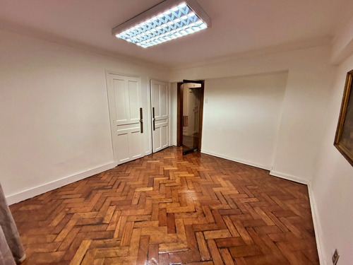 Jaime Eyzaguirre/alameda - Oficina 1er Piso 4 Privados+salon