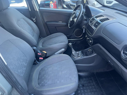 Fiat Palio 1.0 MPI ATTRACTIVE 8V FLEX 4P MANUAL