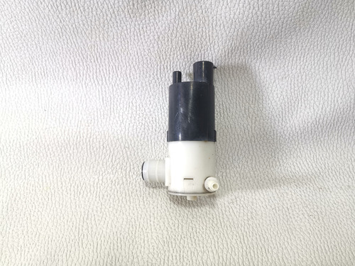 Bomba Chisgueteros #2 Gm Escalade Tahoe Yukon Mod 2007-2013 (Usado)