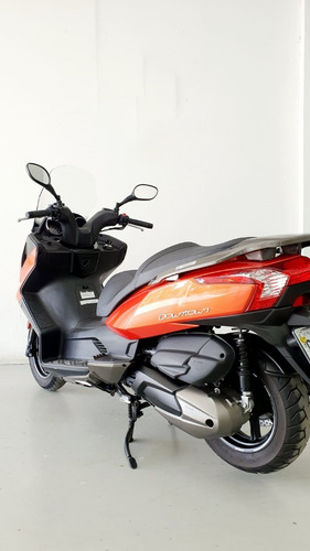 Imagem 6 de 8 de Kymco Downtown 300i Abs 2019/2020 - Dipe Motos Yamaha