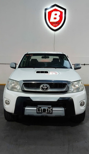 Imagen 15 de 15 de Toyota Hilux 2012 3.0 Cd Srv I 171cv 4x2