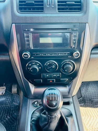 Mahindra Pik-up 2.2 Dc Deluxe Mt 4x2 Diesel 2020