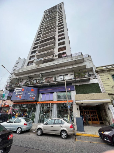 Imagen 1 de 10 de Departamento Monoambiente - Excelente Ubicacion -