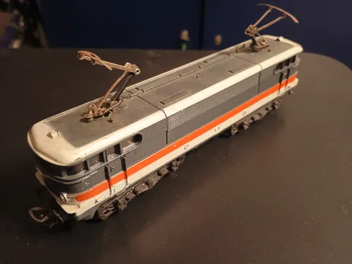 Set Lima Locomotora Y 5 Vagones Sncf H0 (Usado)