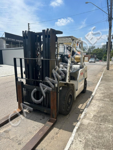 Empilhadeira Tcm Ano 2016 Para 5t