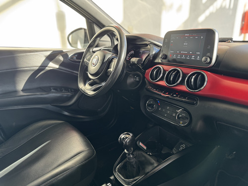 Fiat Argo 1.8 Hgt