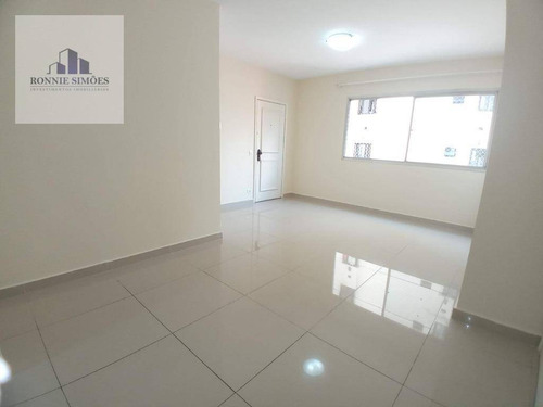 Imagem 2 de 24 de Apartamento À Venda Em Moema, Edifício Califórnia, 3 Dormitórios Sendo 1 Suíte, Sala 2 Ambientes, 1 Banheiro, 1 Vaga Na Garagem, 85 M², São Paulo. - Ap0148