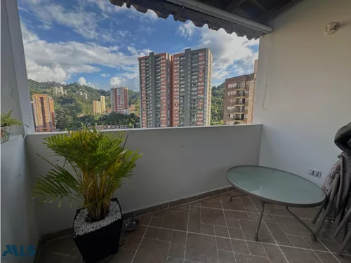 Apartamento Duplex En Venta En Sabaneta Loma San J...(mls#248937)