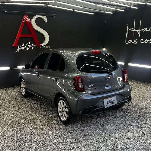 Nissan March 1.6 Sense At