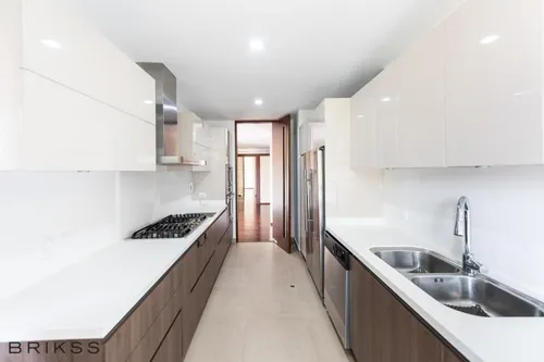 Apartamento En Venta En El Refugio-chapinero. Cod V715