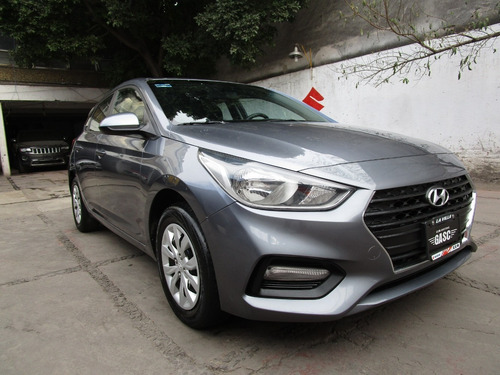 Imagen 3 de 14 de Hyundai Accent 5p Hb Gl Tm6,a/ac.,ve.del,r15