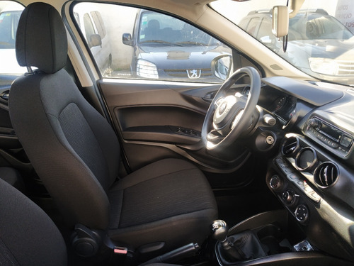 Imagen 10 de 15 de Fiat Cronos Attractive 1.3 My22 Financ Uber / Cabify / Beat