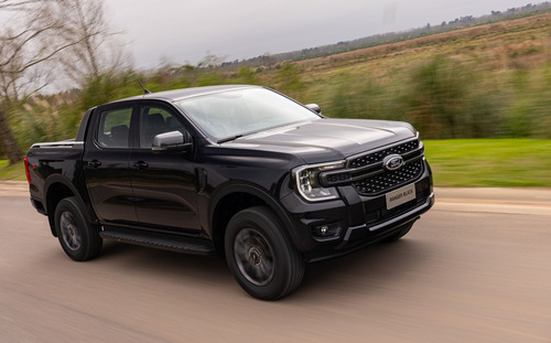 Ford Ranger 2.0T Cd Black 4X4 Mt
