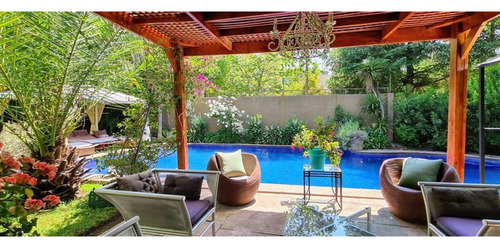 Casa En Venta En Lo Barnechea