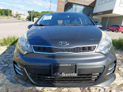 Imagen 8 de 15 de Kia Kia Rio Hb 2017 5p Hb Ex, Tm6, Ve, Qc, F Niebla, R-15