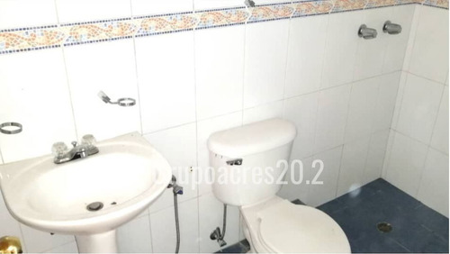 Imagen 13 de 16 de Se Vende Bello Town House En La Urb. Guarda Bosques 3. Municipio Carrizal. Edo. Miranda. Yc