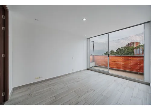 Apartamento Trasversal Intermedia