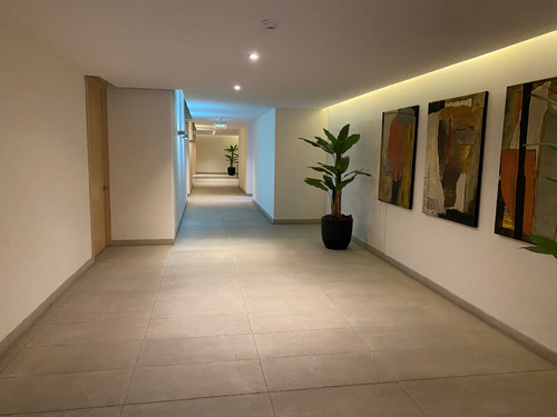 Dpto, 3 Dorm.+ 3 Baños + 3 Est. Manquehue Oriente, Nuevo