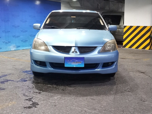 Imagen 3 de 15 de Mitsubishi Touring Aut Año 2008