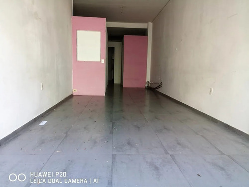 Imagen 7 de 14 de Casi Rbla. Meliton Gonzalez 1217 M2 123 Arrendado $ 21.500