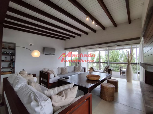 Casa En Venta, Manantiales, Maldonado.