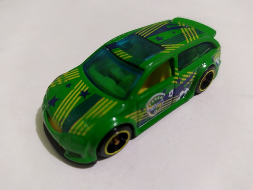 Hot Wheels Audacious 2002 Fútbol Verde