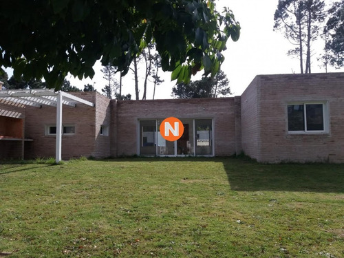 Imagen 7 de 26 de Espectacular Casa De Muy Buena Construcción En Pinares