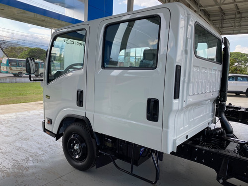 Chevrolet Nhr Doble Cabina 2021